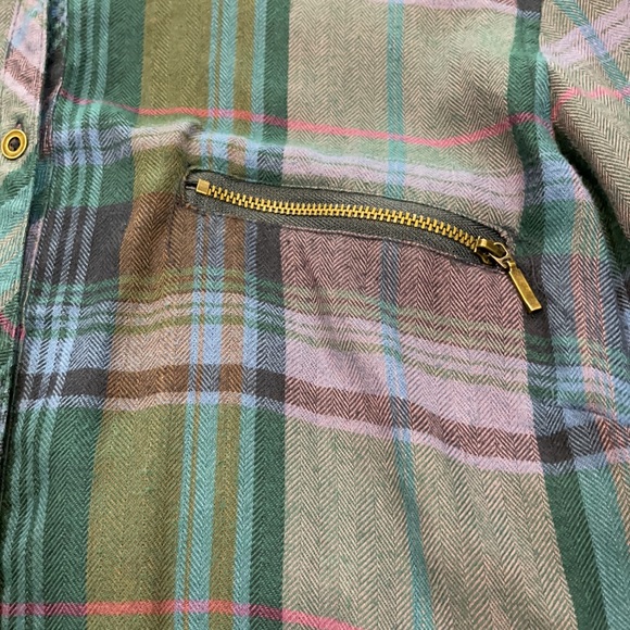 Plaid Button-down - Picture 4 of 5